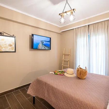 Mathraki Apartment *