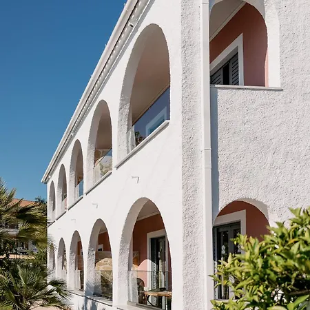 Mathraki Apartment *