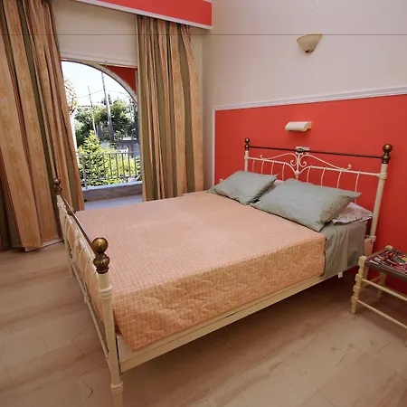 Mathraki Apartment *