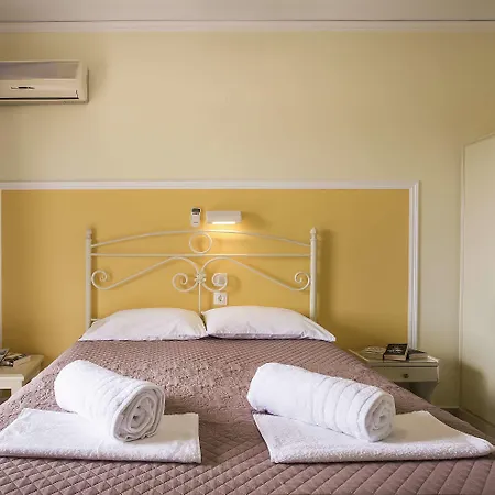 Mathraki Apartment *