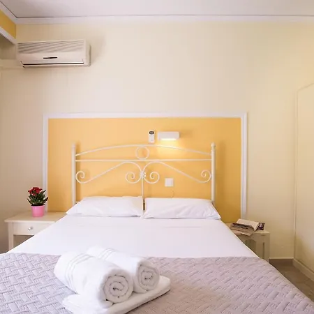 Mathraki Apartment